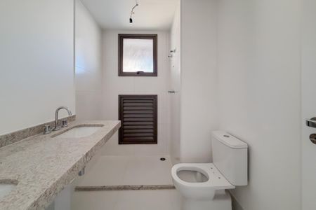 Apartamento à venda com 146m², 3 quartos e 2 vagasBanheiro da Suíte Master