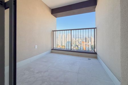 Apartamento à venda com 146m², 3 quartos e 2 vagasSuíte 1 - Varanda