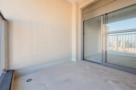 Apartamento à venda com 146m², 3 quartos e 2 vagasSuíte 1 - Varanda