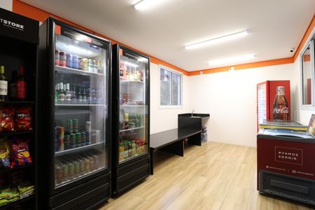 Apartamento à venda com 42m², 2 quartos e sem vagaMini Mercado