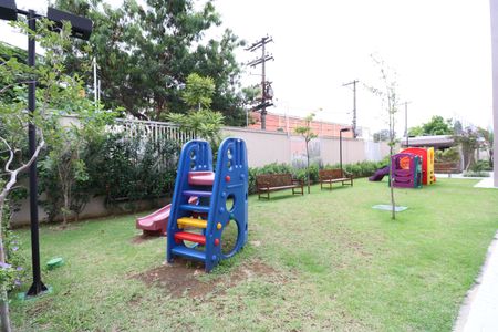 Apartamento à venda com 42m², 2 quartos e sem vagaÁrea comum - Playground