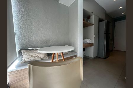 Sala de jantar de apartamento à venda com 1 quarto, 21m² em Jardim das Bandeiras, São Paulo