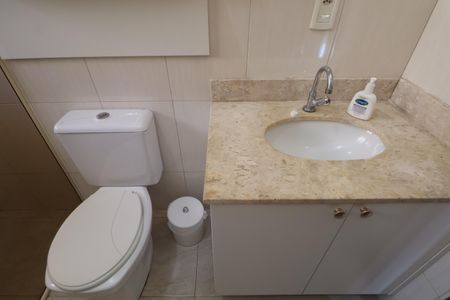 Casa à venda com 163m², 3 quartos e 4 vagasBanheiro