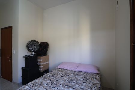 Casa à venda com 163m², 3 quartos e 4 vagasQuarto 2