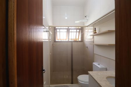 Casa à venda com 163m², 3 quartos e 4 vagasBanheiro