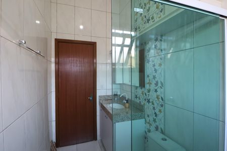 Casa à venda com 163m², 3 quartos e 4 vagasBanheiro da Suíte