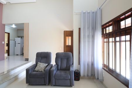 Casa à venda com 163m², 3 quartos e 4 vagasSala de TV