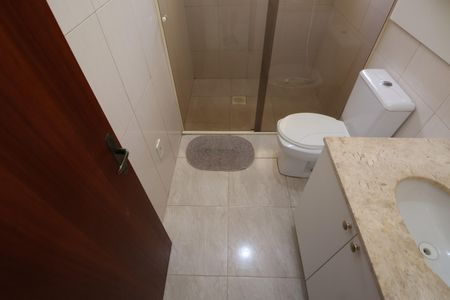 Casa à venda com 163m², 3 quartos e 4 vagasBanheiro