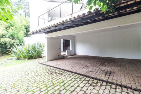 Casa de condomínio à venda com 1880m², 5 quartos e 4 vagas Casa de condomínio à venda com 1880m², 5 quartos e 4 vagasGaragem