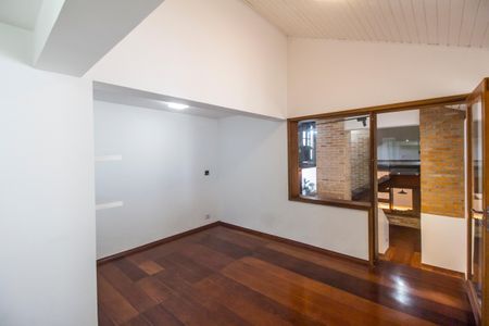 Casa de condomínio à venda com 1880m², 5 quartos e 4 vagas Casa de condomínio à venda com 1880m², 5 quartos e 4 vagasSuíte 1