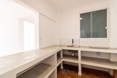 Cozinha de apartamento para alugar com 1 quarto, 44m² em Centro Histórico, Porto Alegre