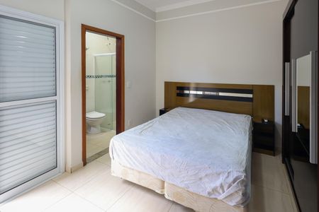 Casa para alugar com 100m², 3 quartos e 2 vagas Casa para alugar com 100m², 3 quartos e 2 vagasSuite