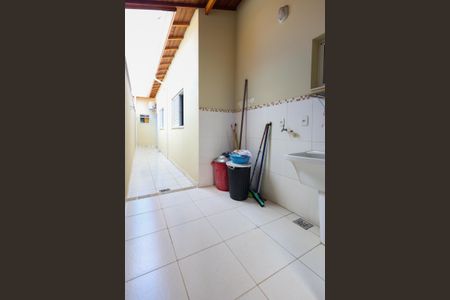 Casa para alugar com 100m², 3 quartos e 2 vagas Casa para alugar com 100m², 3 quartos e 2 vagasLavanderia