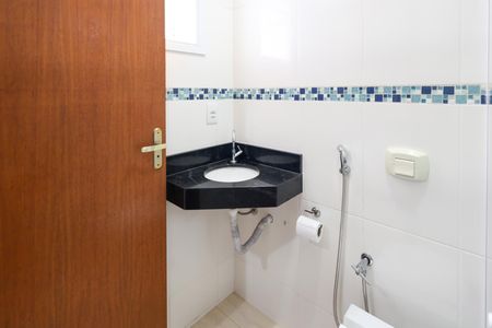 Casa para alugar com 100m², 3 quartos e 2 vagas Casa para alugar com 100m², 3 quartos e 2 vagasBanheiro Suite