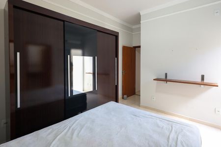 Casa para alugar com 100m², 3 quartos e 2 vagas Casa para alugar com 100m², 3 quartos e 2 vagasSuite