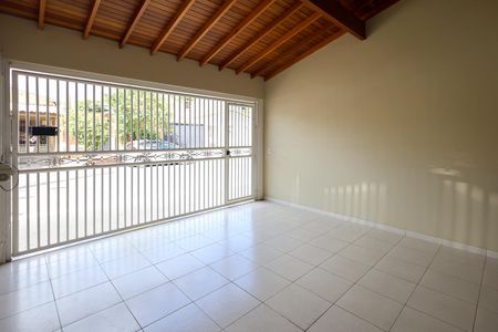 Casa para alugar com 100m², 3 quartos e 2 vagas Casa para alugar com 100m², 3 quartos e 2 vagasGaragem