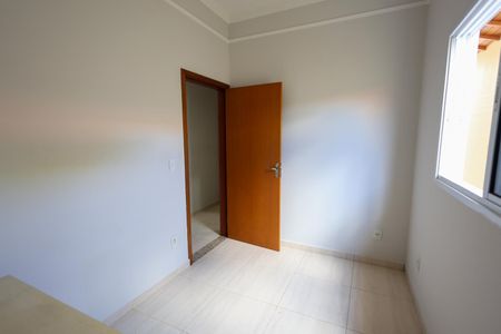 Casa para alugar com 100m², 3 quartos e 2 vagas Casa para alugar com 100m², 3 quartos e 2 vagasQuarto 2