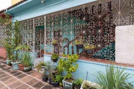 Casa para alugar com 80m², 1 quarto e 1 vaga Casa para alugar com 80m², 1 quarto e 1 vagaFachada