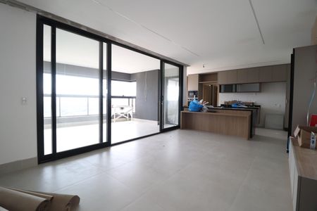 Apartamento para alugar com 225m², 4 quartos e 4 vagasSala