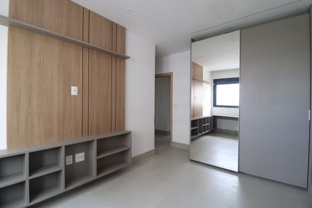 Apartamento para alugar com 225m², 4 quartos e 4 vagasQuarto 2 - Suíte