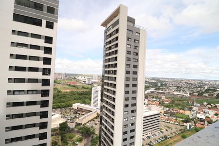 Apartamento para alugar com 225m², 4 quartos e 4 vagasVista