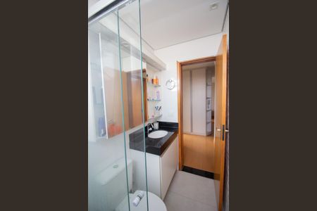 Apartamento à venda com 55m², 3 quartos e 1 vagaBanheiro Social