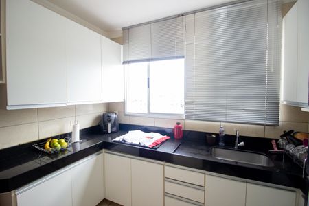 Apartamento à venda com 55m², 3 quartos e 1 vagaCozinha e Área de Serviço