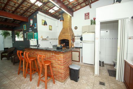 Apartamento à venda com 180m², 3 quartos e 2 vagasÁrea gourmet