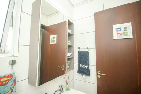 Apartamento à venda com 180m², 3 quartos e 2 vagasBanheiro Social