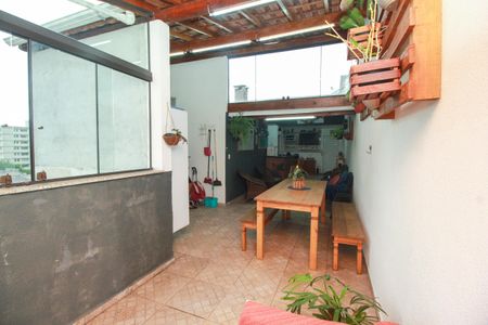 Apartamento à venda com 180m², 3 quartos e 2 vagasÁrea gourmet