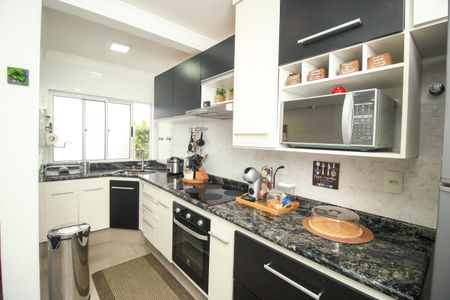Apartamento à venda com 180m², 3 quartos e 2 vagasCozinha