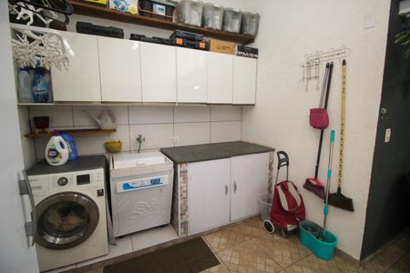 Apartamento à venda com 180m², 3 quartos e 2 vagasÁrea de Serviço