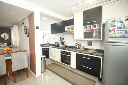 Apartamento à venda com 180m², 3 quartos e 2 vagasCozinha