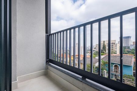 Studio - Varanda de kitnet/studio para alugar com 1 quarto, 35m² em Sumarezinho, São Paulo