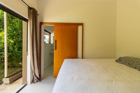 Casa de condomínio para alugar com 298m², 4 quartos e 1 vaga Casa de condomínio para alugar com 298m², 4 quartos e 1 vagaSuite 2