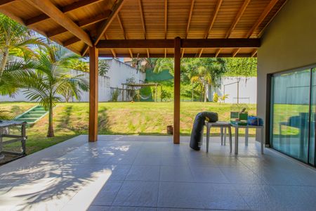 Casa de condomínio para alugar com 298m², 4 quartos e 1 vaga Casa de condomínio para alugar com 298m², 4 quartos e 1 vagaVista da Suite 1