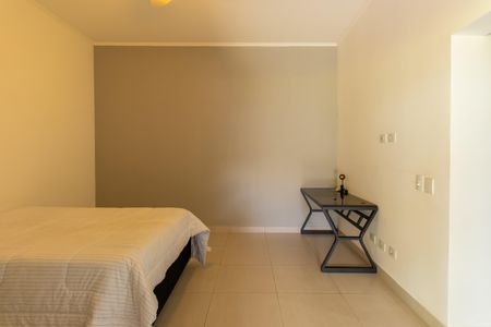 Casa de condomínio para alugar com 298m², 4 quartos e 1 vaga Casa de condomínio para alugar com 298m², 4 quartos e 1 vagaSuite 4