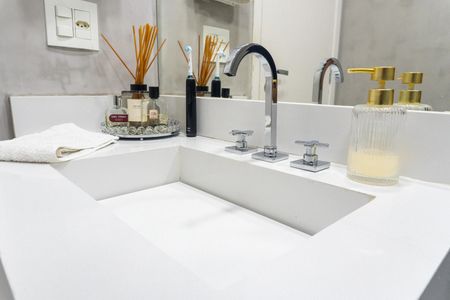 Apartamento à venda com 81m², 2 quartos e 2 vagas Apartamento à venda com 81m², 2 quartos e 2 vagasBanheiro Social