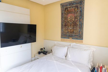 Apartamento à venda com 81m², 2 quartos e 2 vagas Apartamento à venda com 81m², 2 quartos e 2 vagasSuite