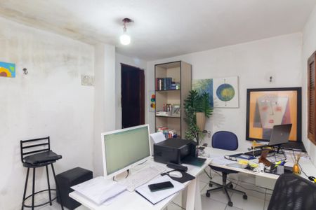 Casa para alugar com 130m², 4 quartos e 3 vagas Casa para alugar com 130m², 4 quartos e 3 vagasÁrea externa