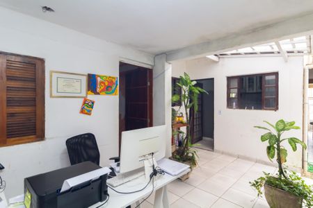 Casa para alugar com 130m², 4 quartos e 3 vagas Casa para alugar com 130m², 4 quartos e 3 vagasÁrea externa