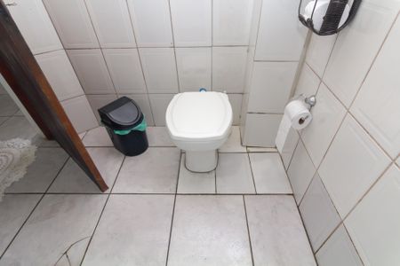 Casa para alugar com 130m², 4 quartos e 3 vagas Casa para alugar com 130m², 4 quartos e 3 vagasBanheiro