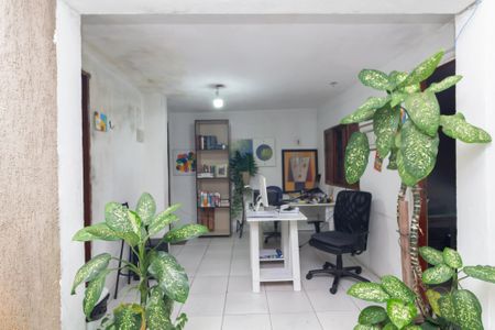 Casa para alugar com 130m², 4 quartos e 3 vagas Casa para alugar com 130m², 4 quartos e 3 vagasÁrea externa