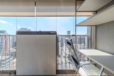 Studio para alugar com 24m², 1 quarto e sem vaga Studio para alugar com 24m², 1 quarto e sem vagaVaranda