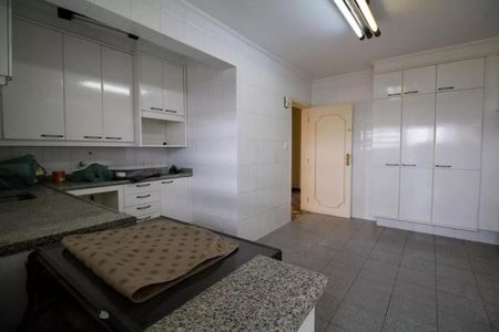 Apartamento à venda com 180m², 3 quartos e 2 vagas Apartamento à venda com 180m², 3 quartos e 2 vagasFoto 04