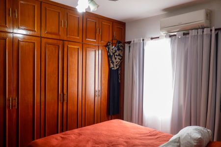Casa à venda com 195m², 3 quartos e 2 vagasQuarto 3 - Suíte