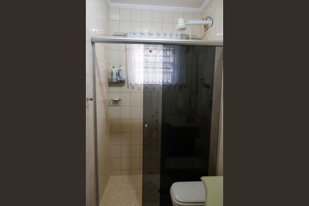 Casa à venda com 195m², 3 quartos e 2 vagasBanheiro