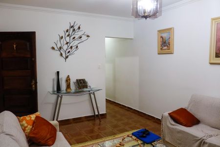 Casa à venda com 195m², 3 quartos e 2 vagassala