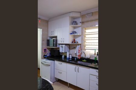 Casa à venda com 195m², 3 quartos e 2 vagasCozinha