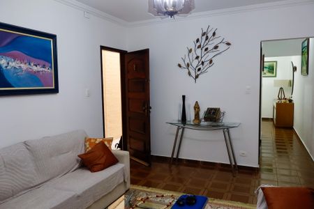 Casa à venda com 195m², 3 quartos e 2 vagassala